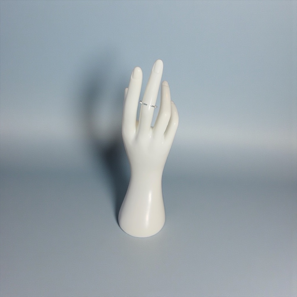 925 Sterling  Silver Minimalist Twisted Ring - Picture 4 of 6